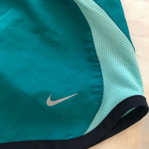 NIKE Teal Running Jogging Shorts S - Picture 4 of 7